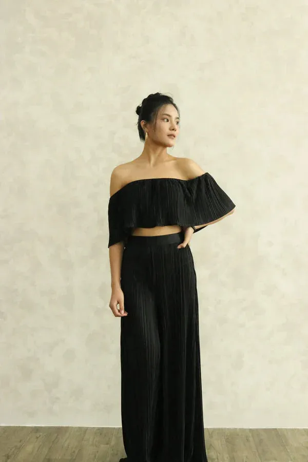 Cleolia Pleated Pants in Black