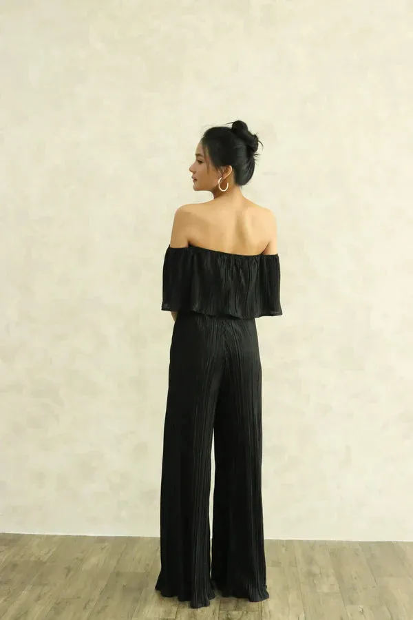 Cleolia Pleated Pants in Black