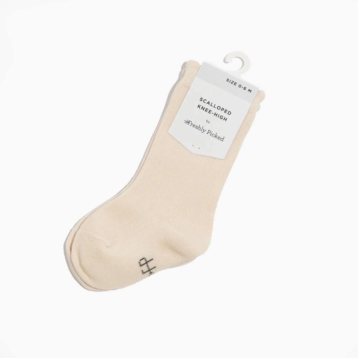 Ivory Scalloped Knee High Sock